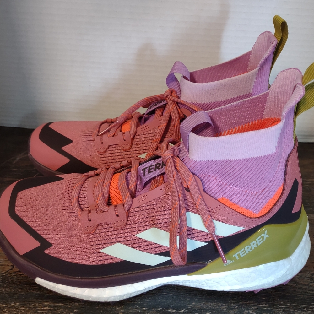 Adidas Terrex Free Hiker 2 Hiking Shoes GZ3311 Size 7.5 Wonder Red Pulse Lilac